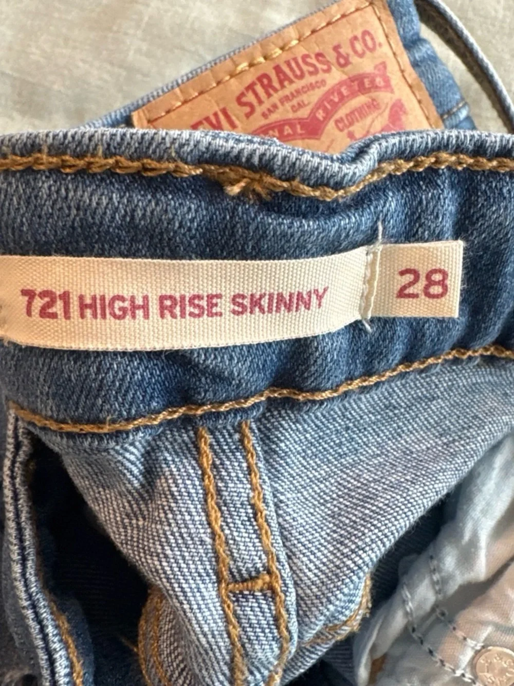 Women's Dark Blue Distressed Skinny Jeans